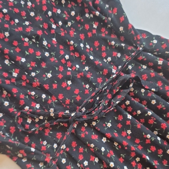 Floral Black Maxi Dress Size 12 Petite - Picture 8 of 8